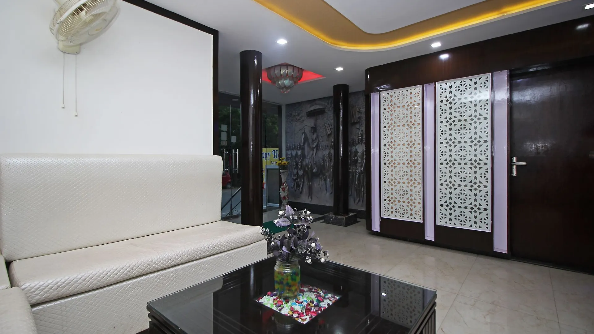 Oyo 8743 Hotel Ravi Palace Agra   Agra (Uttar Pradesh)