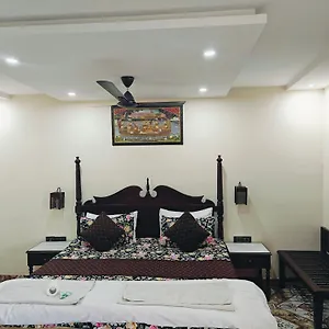 2* Hotel Tourist Agra